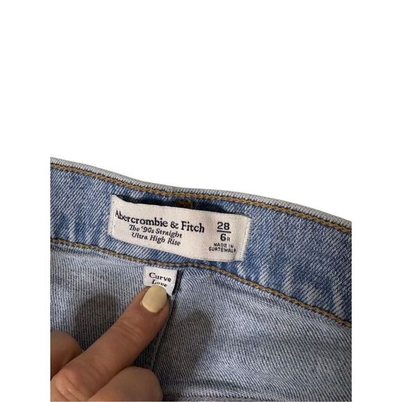 Abercrombie & Fitch 90’s Ultra High Rise Straight jeans - 6 - Picture 7 of 9